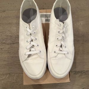 Men’s Canvas Sneakers